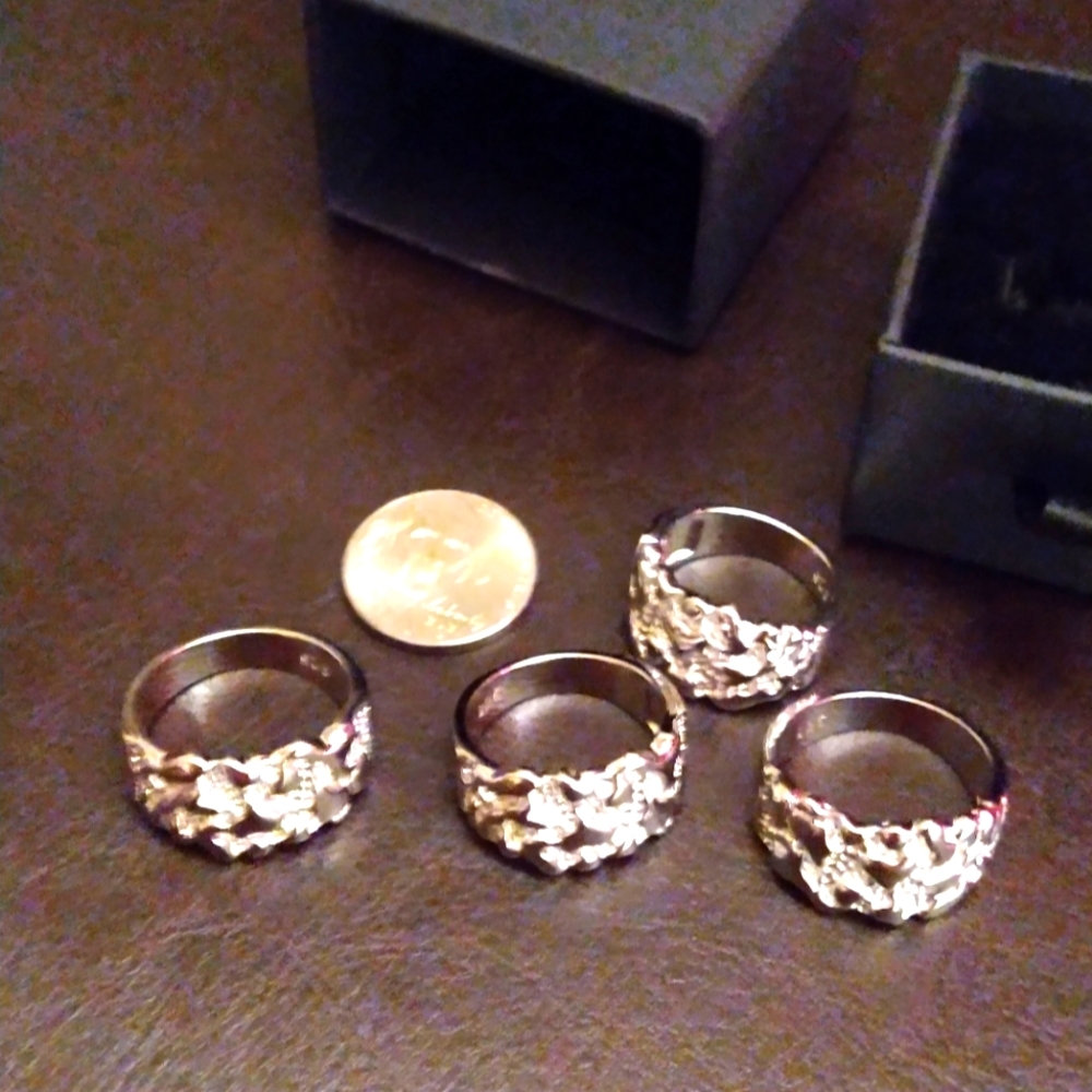 PRECIOUS NUGGET RING - 925 STERLING SILVER